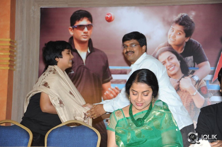Sachin-Tendulkar-Kadu-Movie-Press-Meet